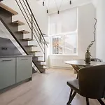 Moss Loft In Centre Self Check-in Apartman *